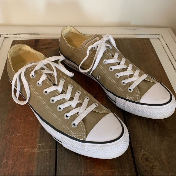 Converse Chuck Taylor All Star Unisex Low Top Sneakers - Picture 2 of 11
